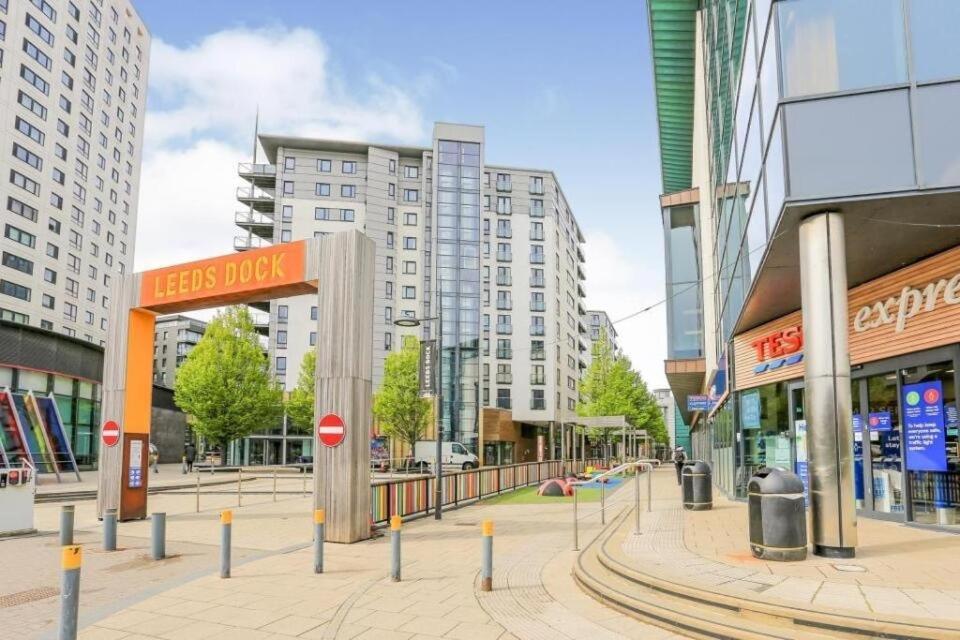 Central Leeds Dock Apt&Free Secure Parking! Extérieur photo
